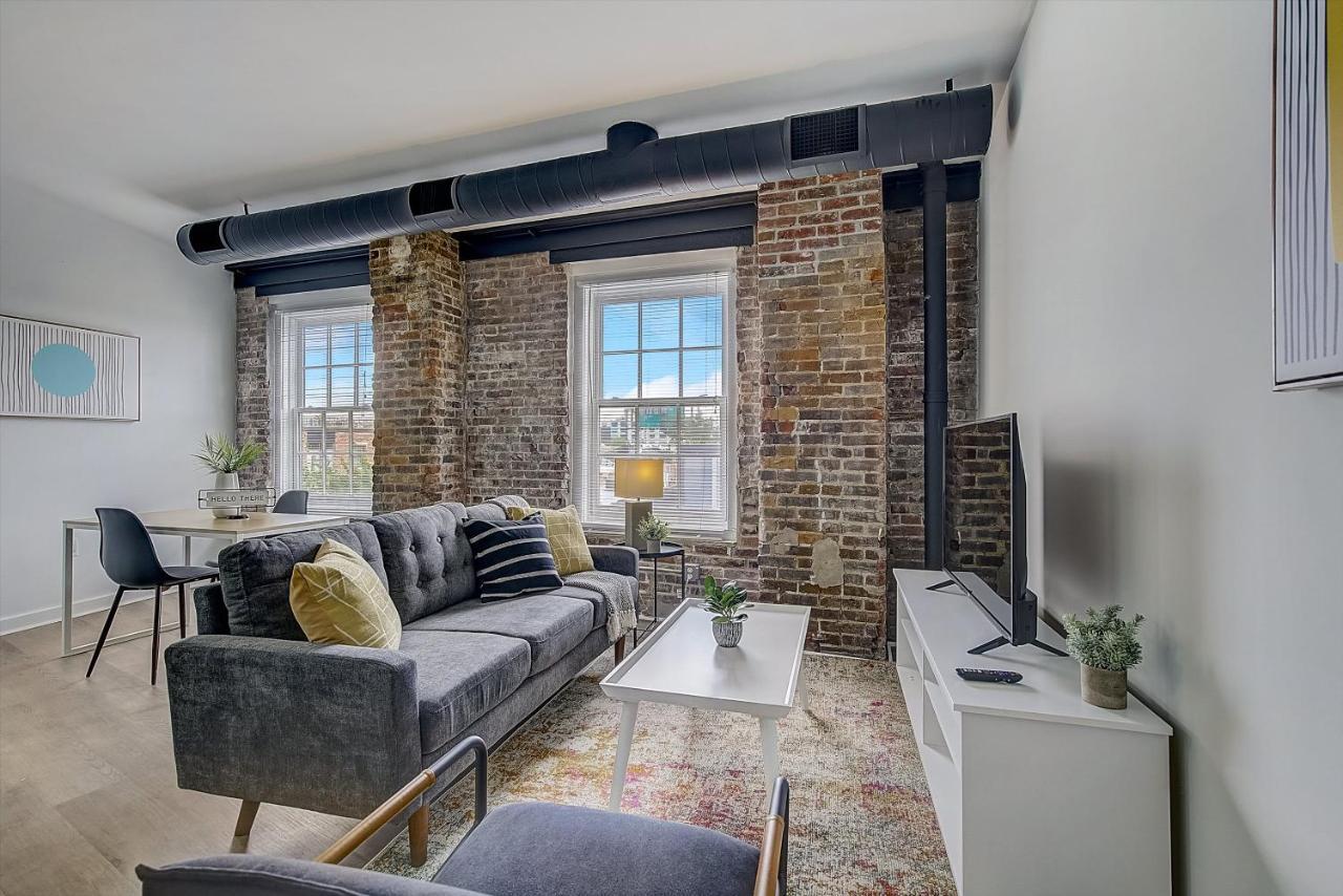 Appartement Frontdesk I Carriage Wheel Lofts Apts Philadelphie Chambre photo